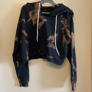 Wild fable black tie dye cropped hoodie drawstring split neck raw hem size xl